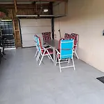 Maison Accueillante Pres D'estree-blanche Avec Terrasse Semesterbostad Enquin-les-Mines