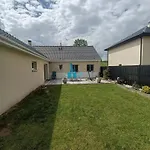Maison Accueillante Pres D'estree-blanche Avec Terrasse *
