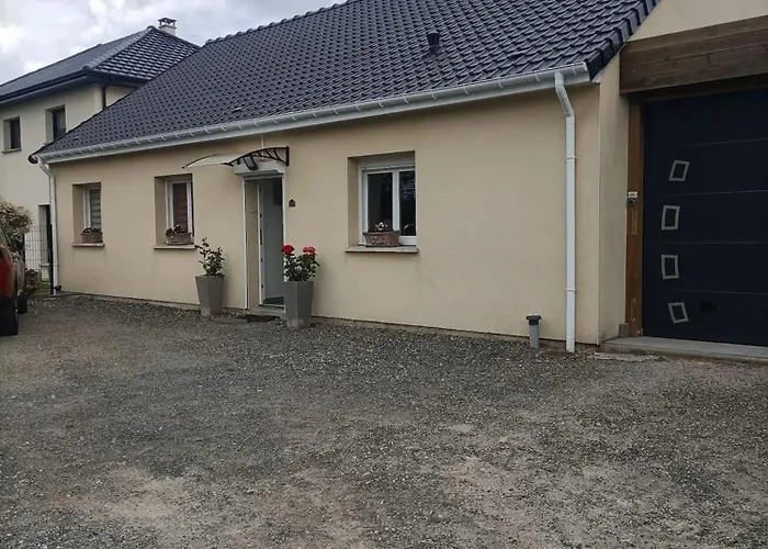 Maison Accueillante Pres D'estree-blanche Avec Terrasse