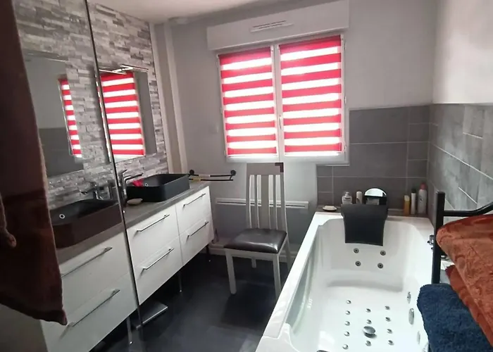 Hébergement de vacances Maison Accueillante Pres D'estree-blanche Avec Terrasse *